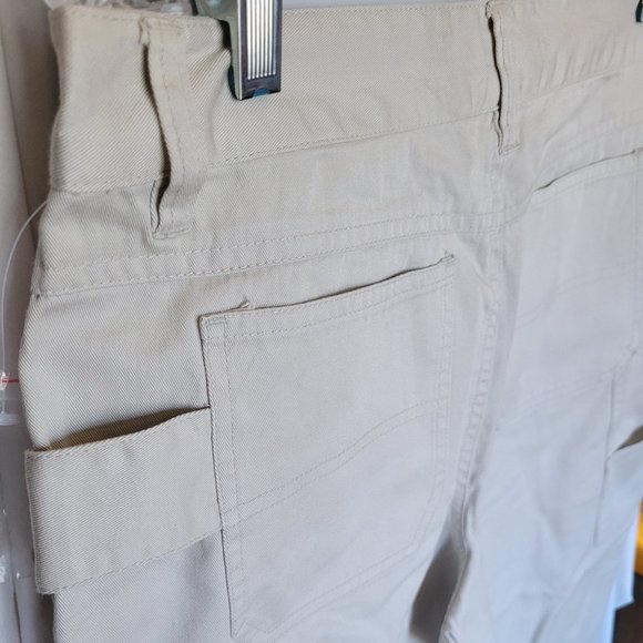 NEW Chadwick's Beige Capri Jeans Size 10 (312) - Picture 8 of 12